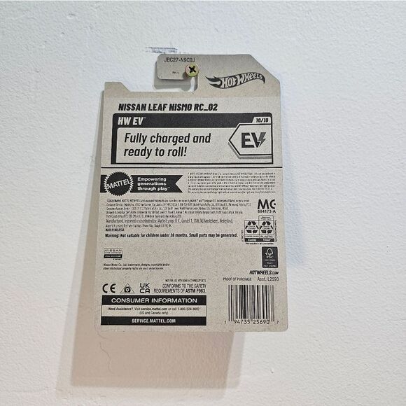 HotWheels Treasure Hunt Nissan Leaf - Picture 4 of 4